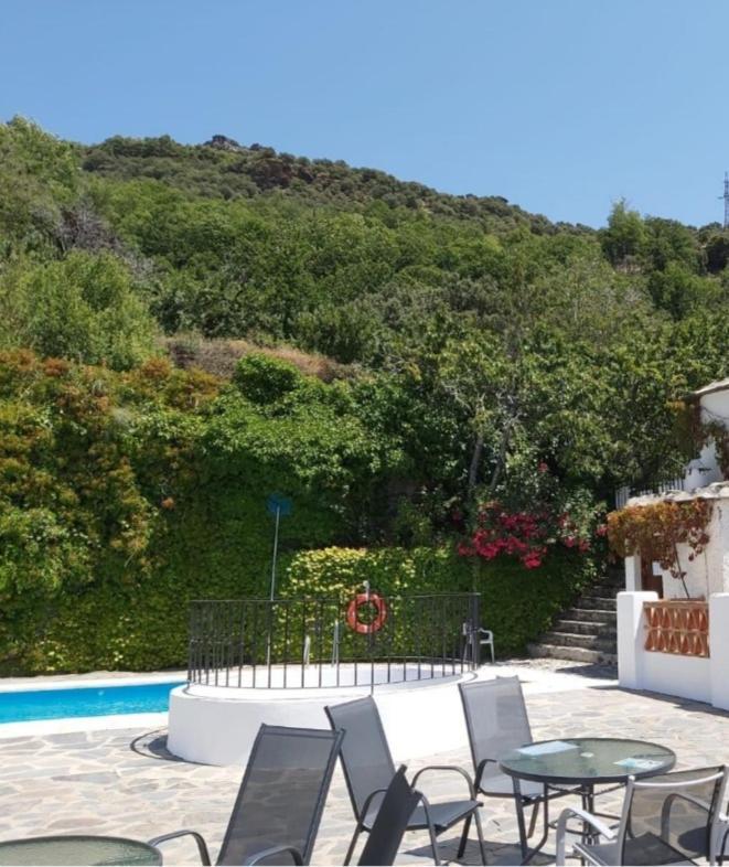 La Casita Del Arbol Blanco Appartement Bubión Buitenkant foto